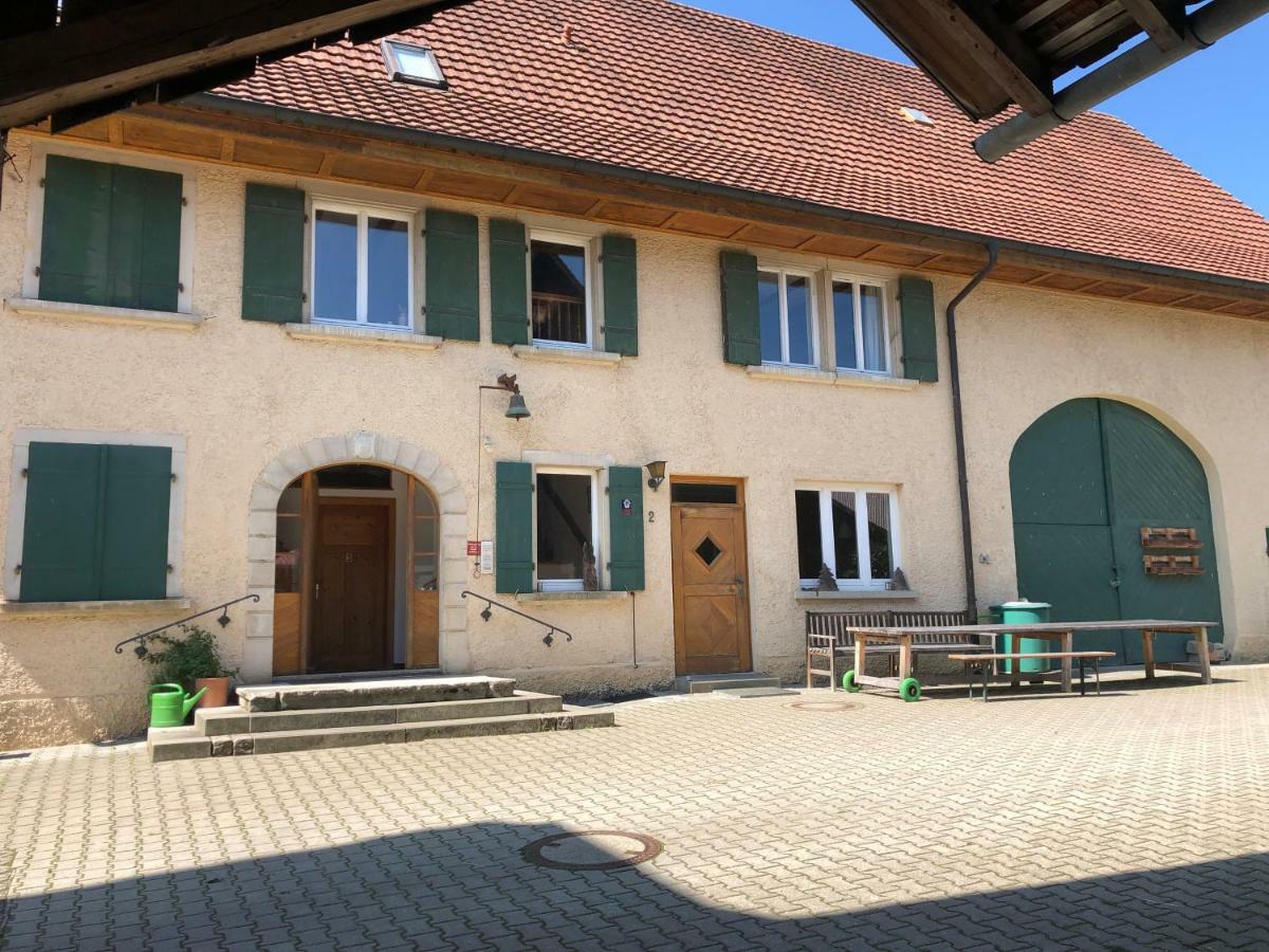 Bio Hofgut Wiggenweiler Apartamento Bermatingen Exterior foto
